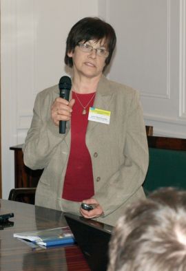 prof. Maria Łączka